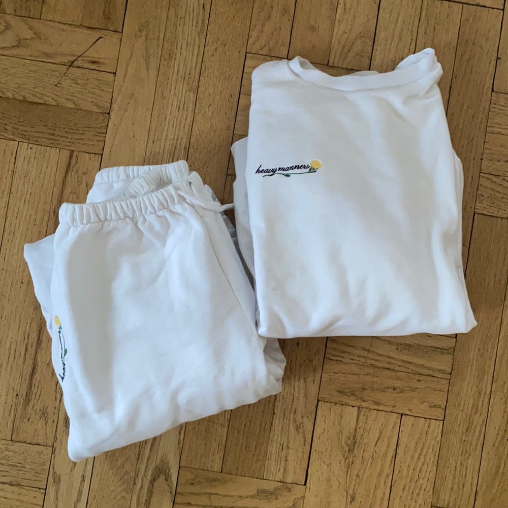 Heavymanners white sweatsuit